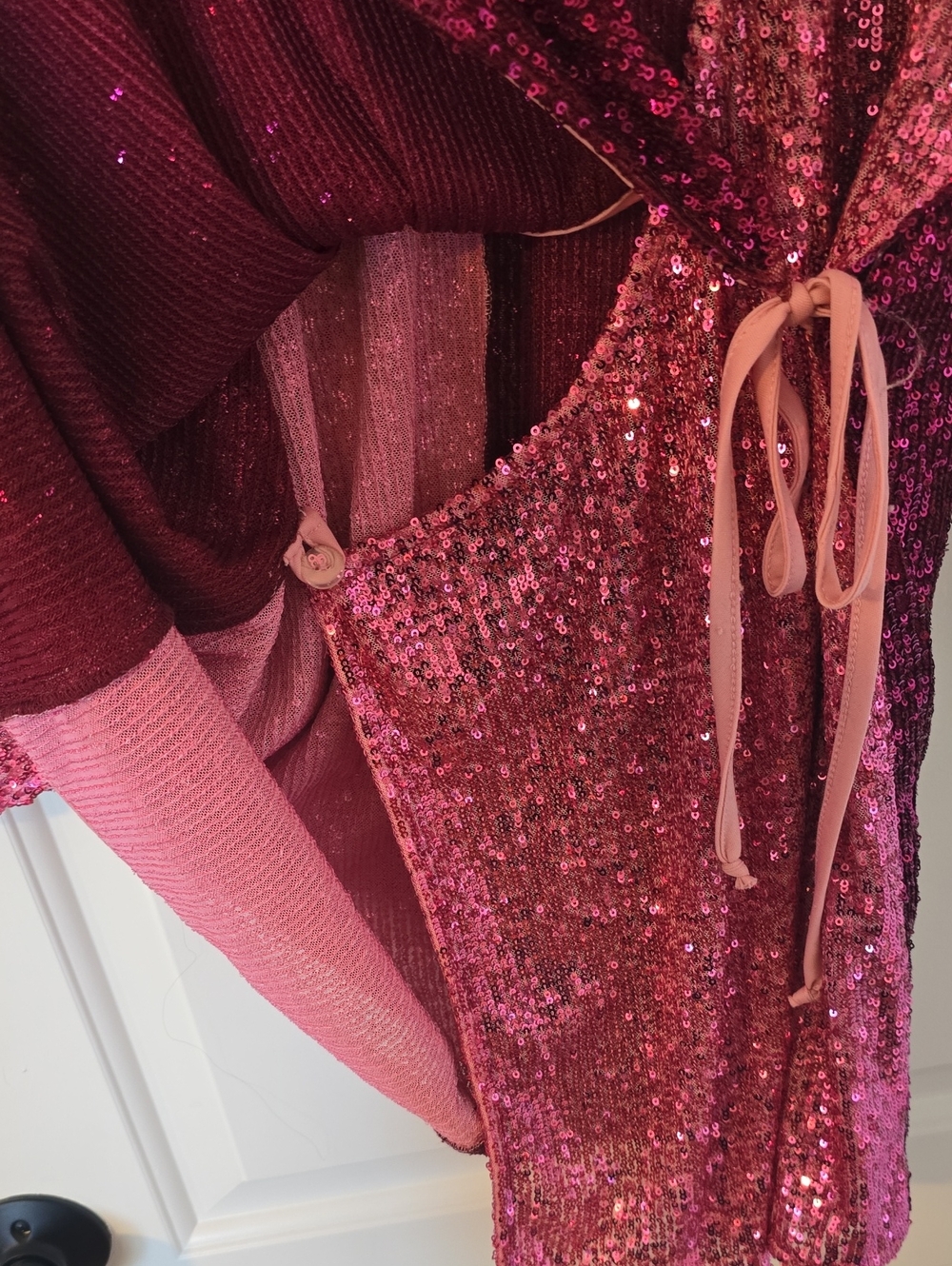 EASTNWEST LABEL Two Tone Sequin Dress - Picture 5 of 6
